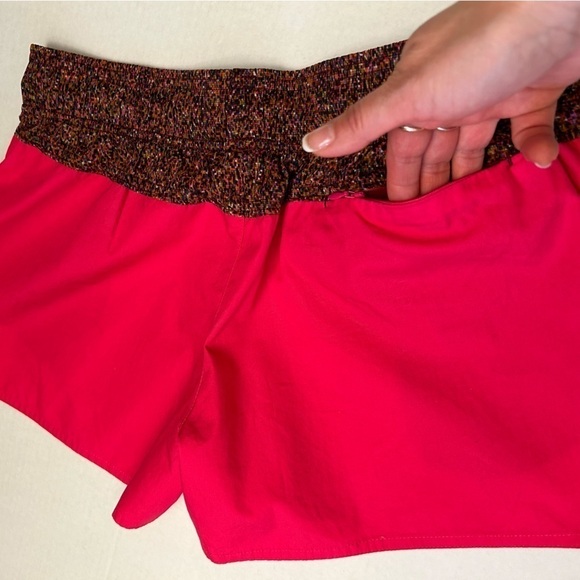 Nike women’s sportswear shorts pink and brown confetti waist band print. Sz M A8 - Picture 5 of 10